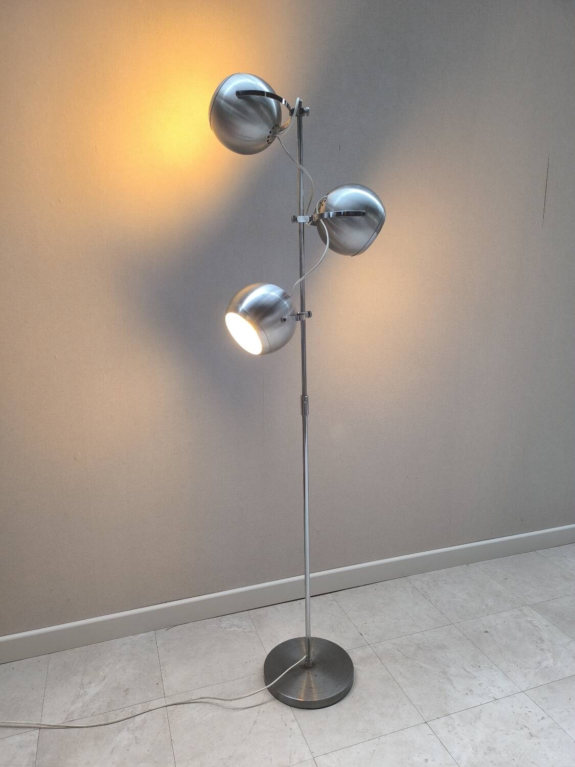 Eyeball floor lamp by Aluminor, 1970s