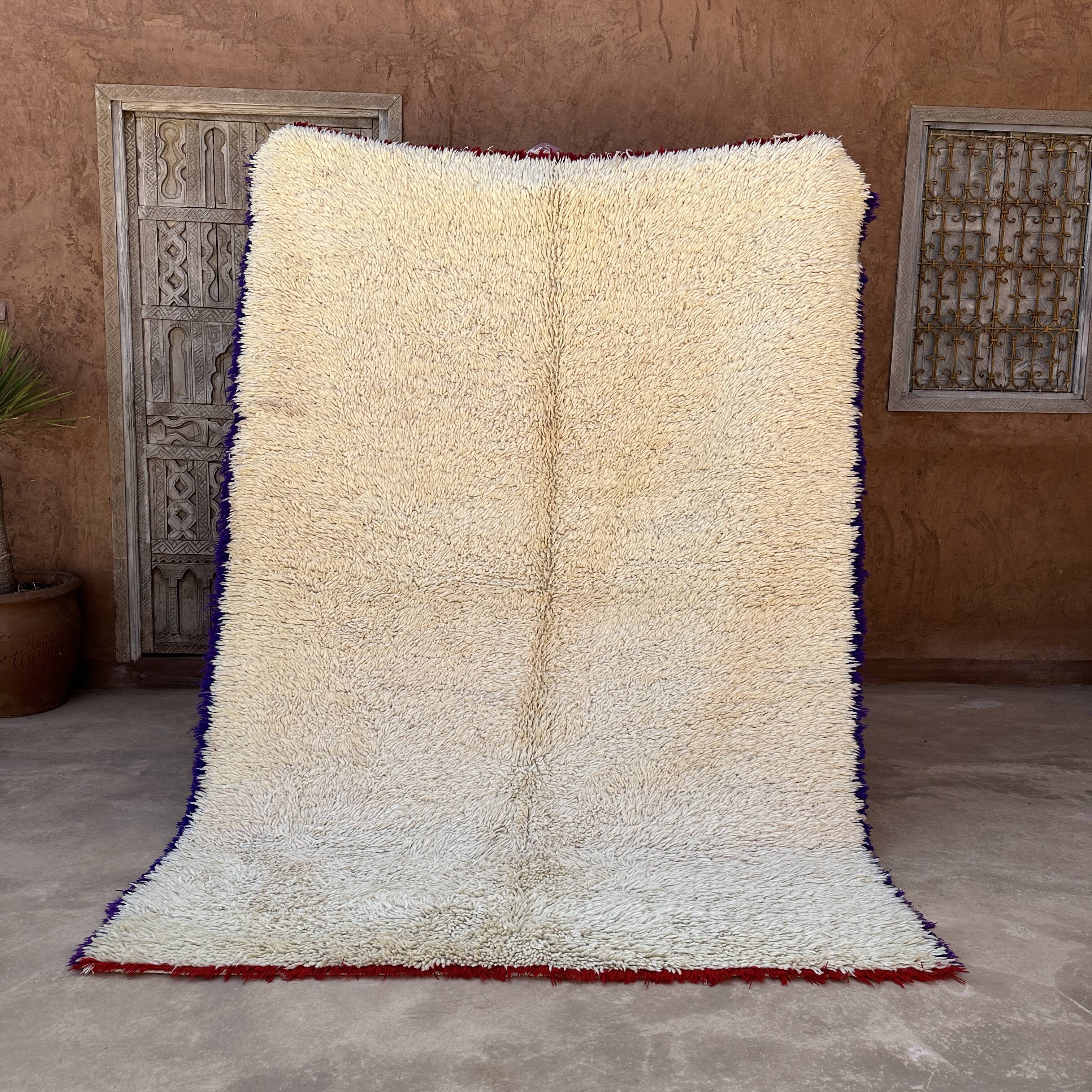 Moroccan carpet 170x234cm