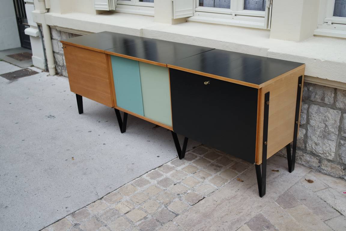 Sideboard feet metal compass