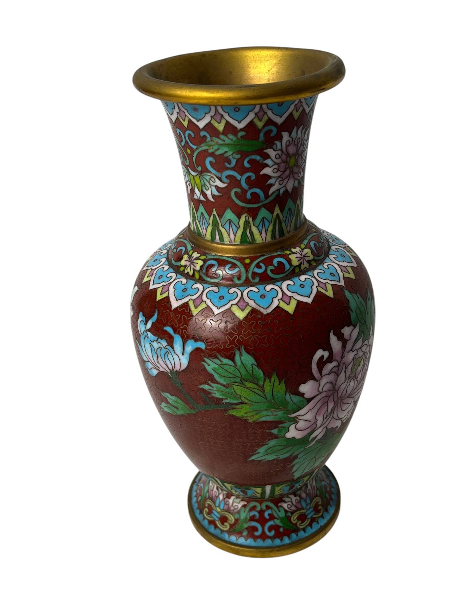 Chine, vase en cloisonné chrysanthèmes début XXème