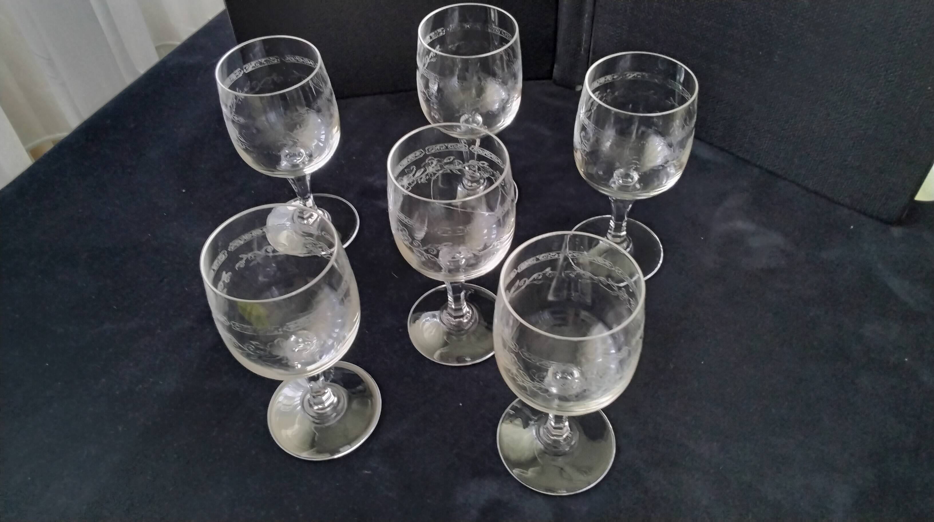 6 Verres à vin rouge Cristal d'Arques  Modèle Matignon