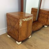 Art deco dressing table with illuminating mirror