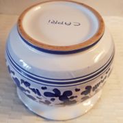 Cache-pot en ceramique, estampillé Capri