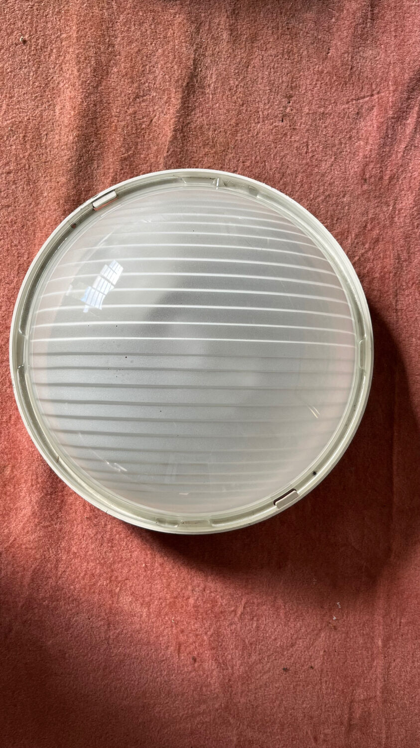 Lot de 3 plafonniers en verre Prisma années  90