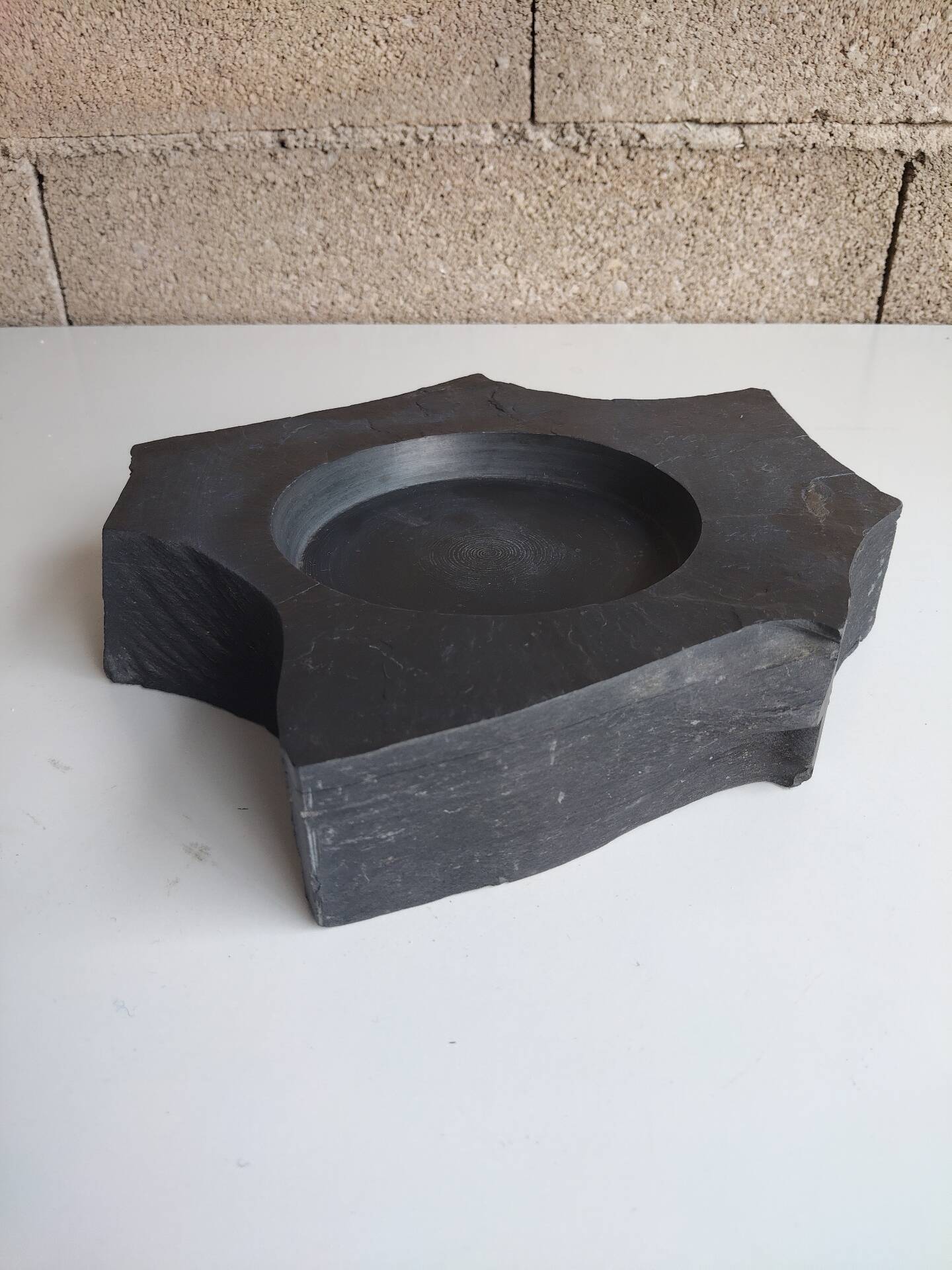 Large brutalist slate catchall from Trélazé, 1970s.