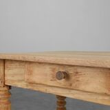 Table d'appoint en hêtre provençal rustique, France, vers 1850