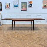 Table with two extensions.