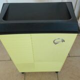 Vintage laundry basket in yellow and black plastic