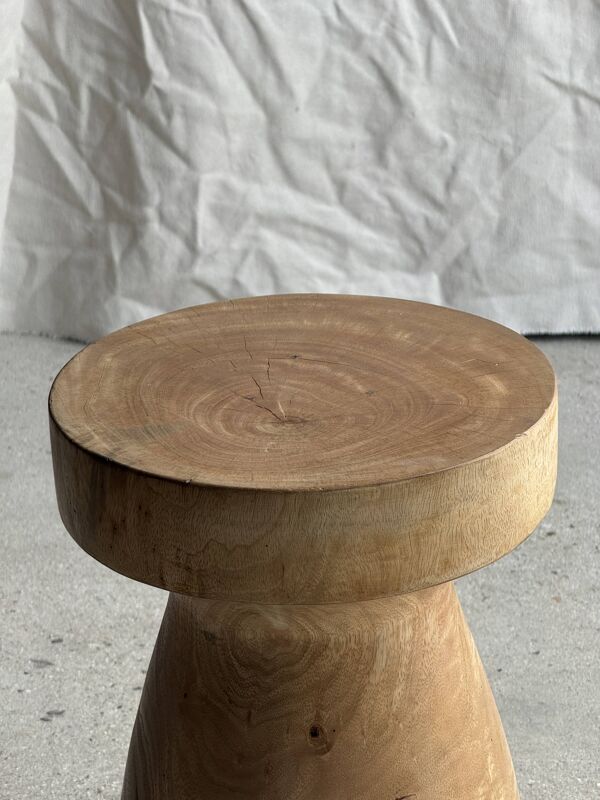 Tabouret, table d'appoint, bout de canapé en manguier massif totem naturel