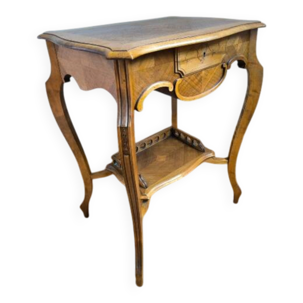 Table travailleuse (Couture) de style Louis XV
