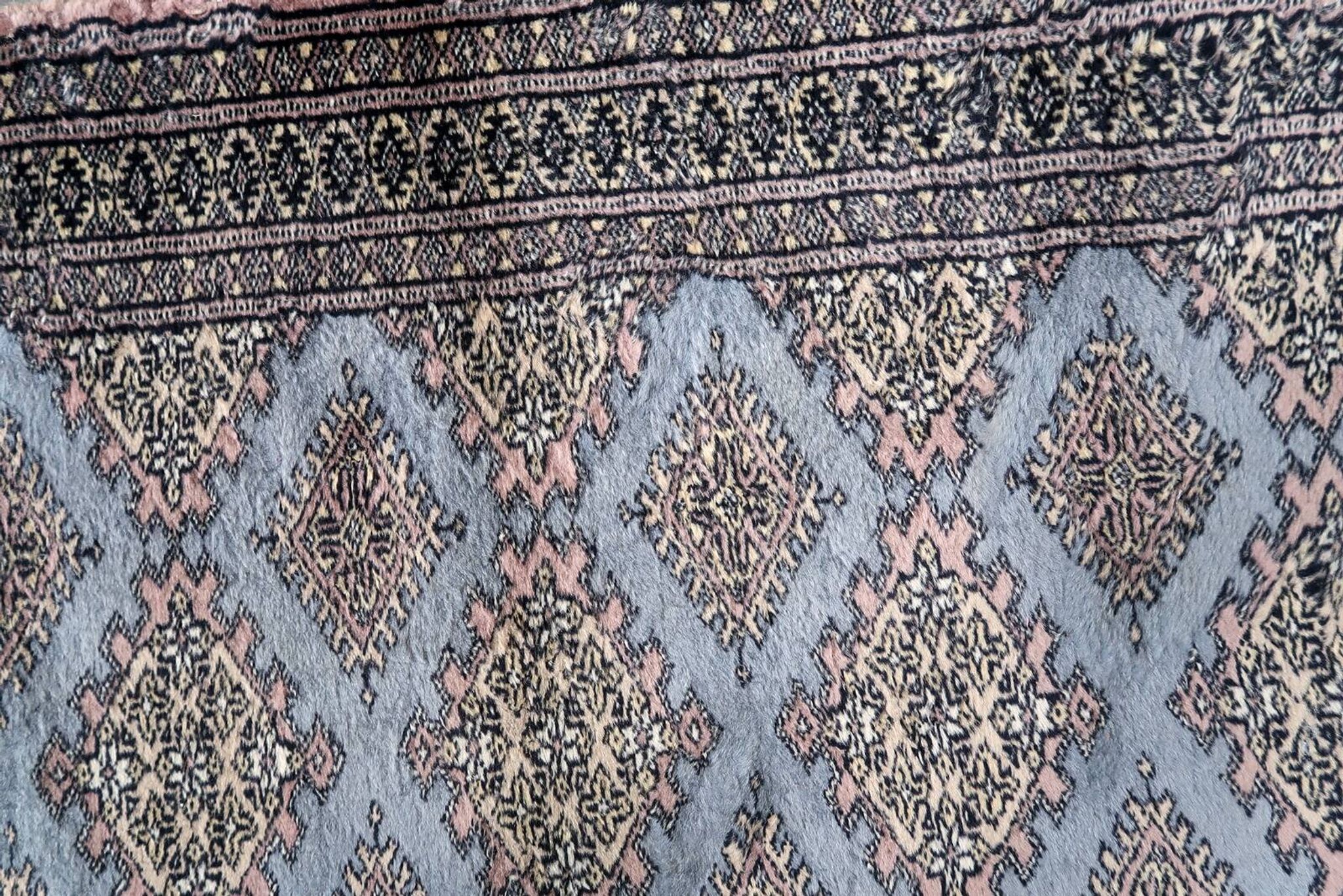 Tapis coureur vintage ouzbek Bukhara fait main en laine – 75 x 244 cm