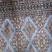 Tapis coureur vintage ouzbek Bukhara fait main en laine – 75 x 244 cm