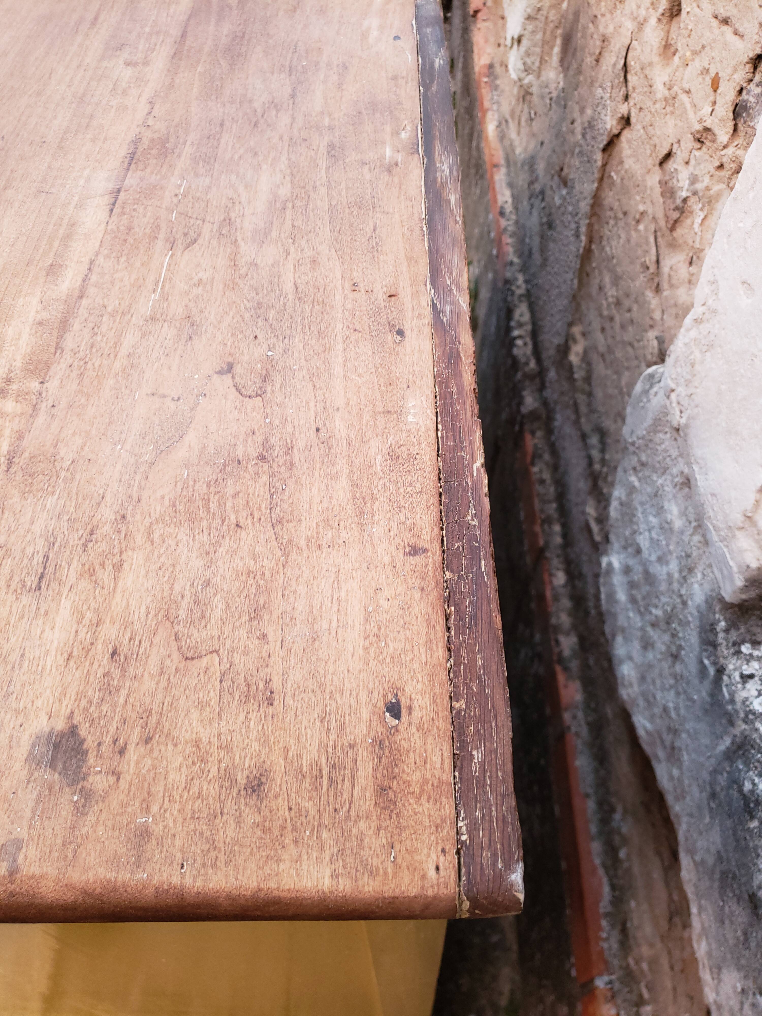 Lemon yellow country buffet