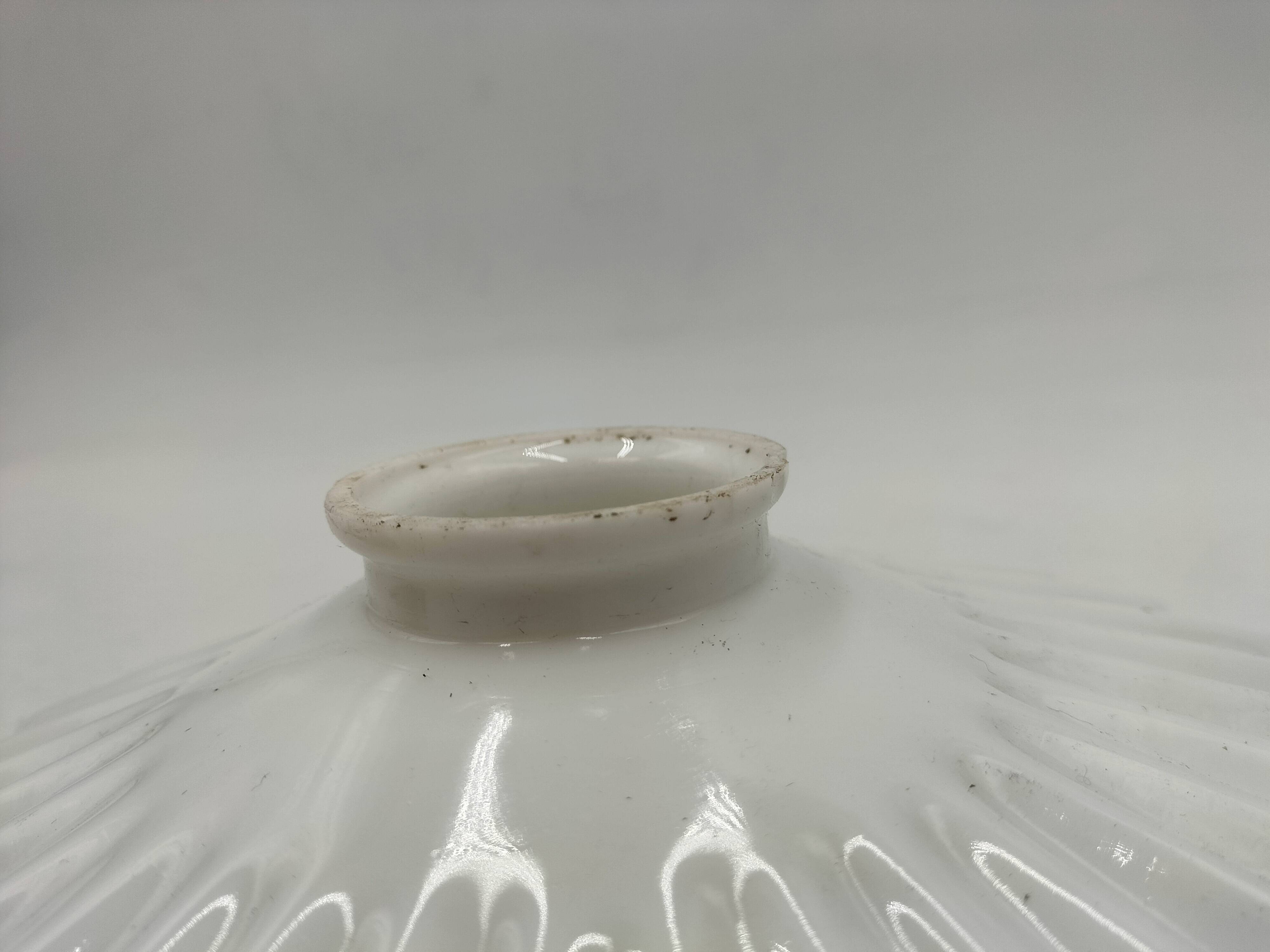 Opaline suspension with ceiling light