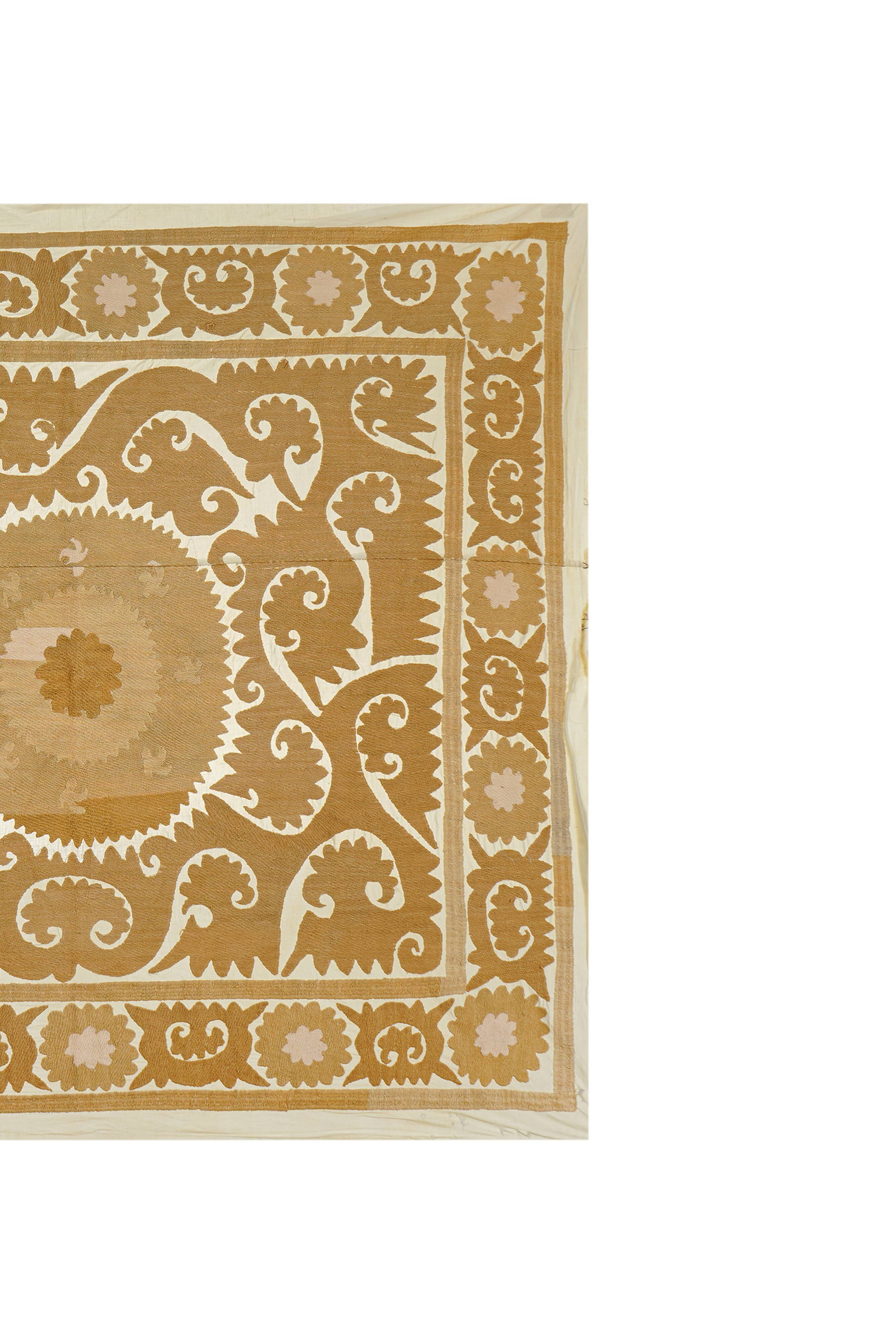 Vintage Turkish hand-knotted rug 127x142 cm