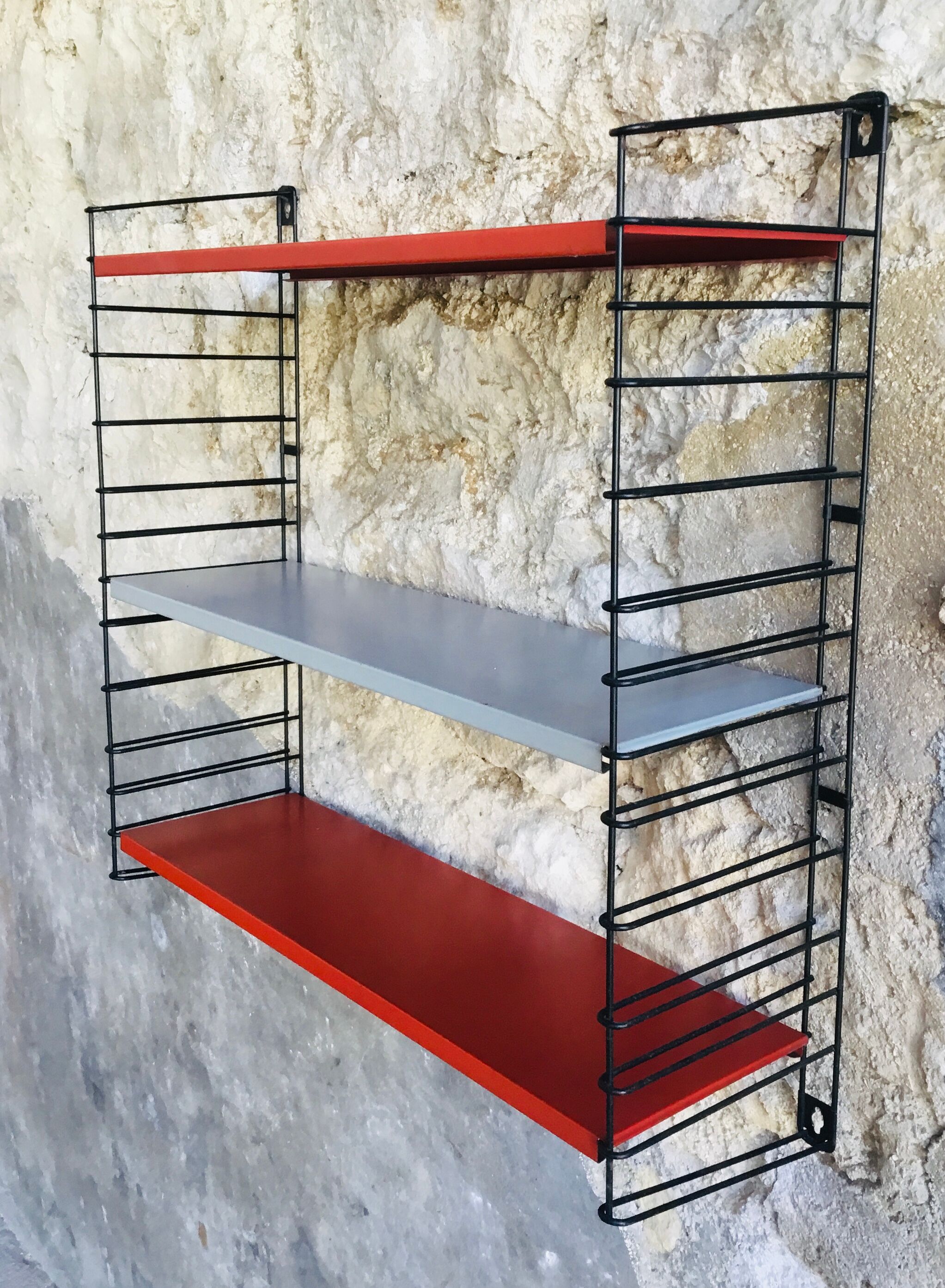 Etagère métallique  murale par Adriaan Dekker pour Tomado 1950