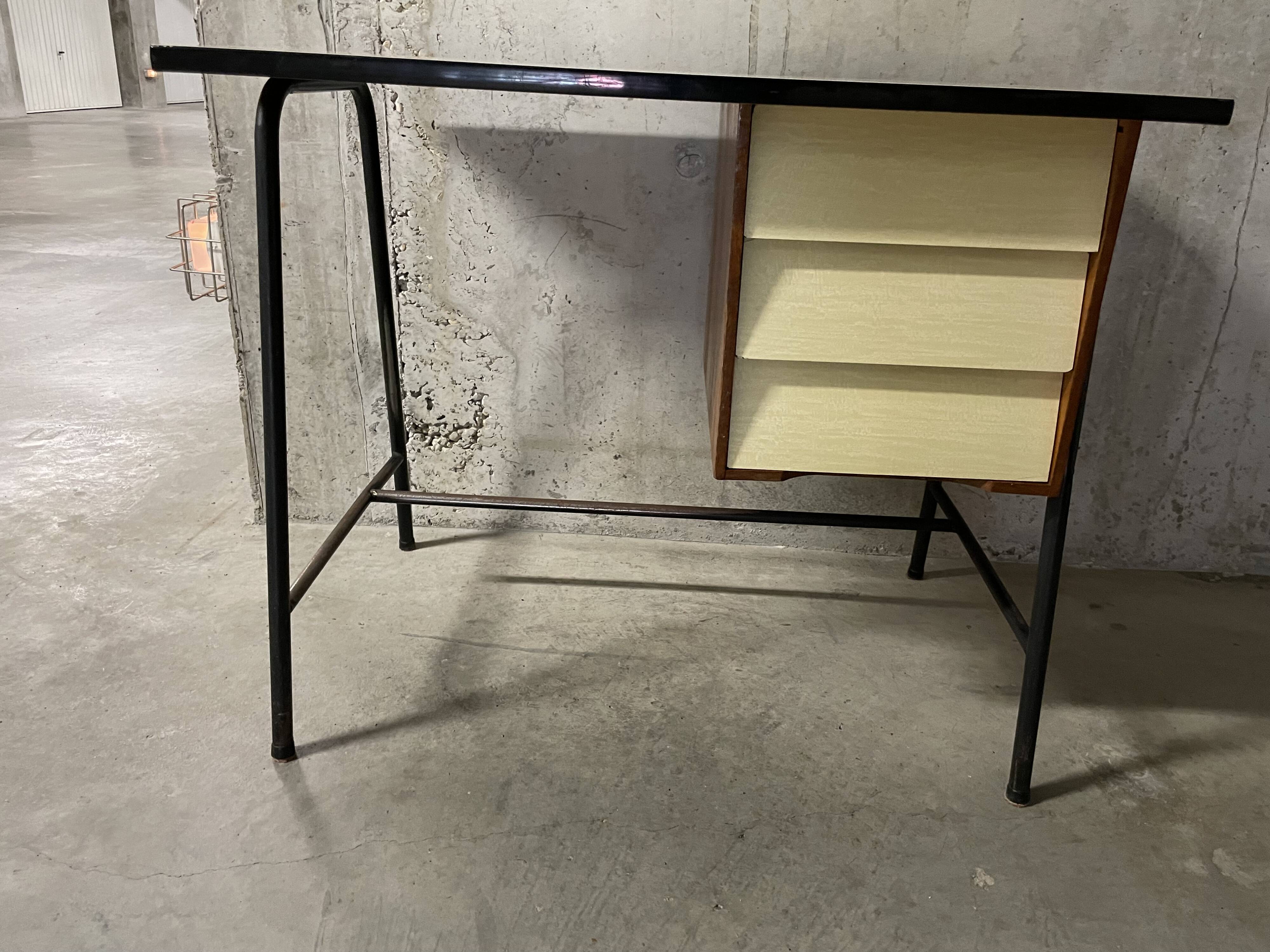 Pierre Guariche Office