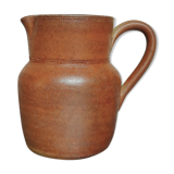 Bonny sandstone pitcher