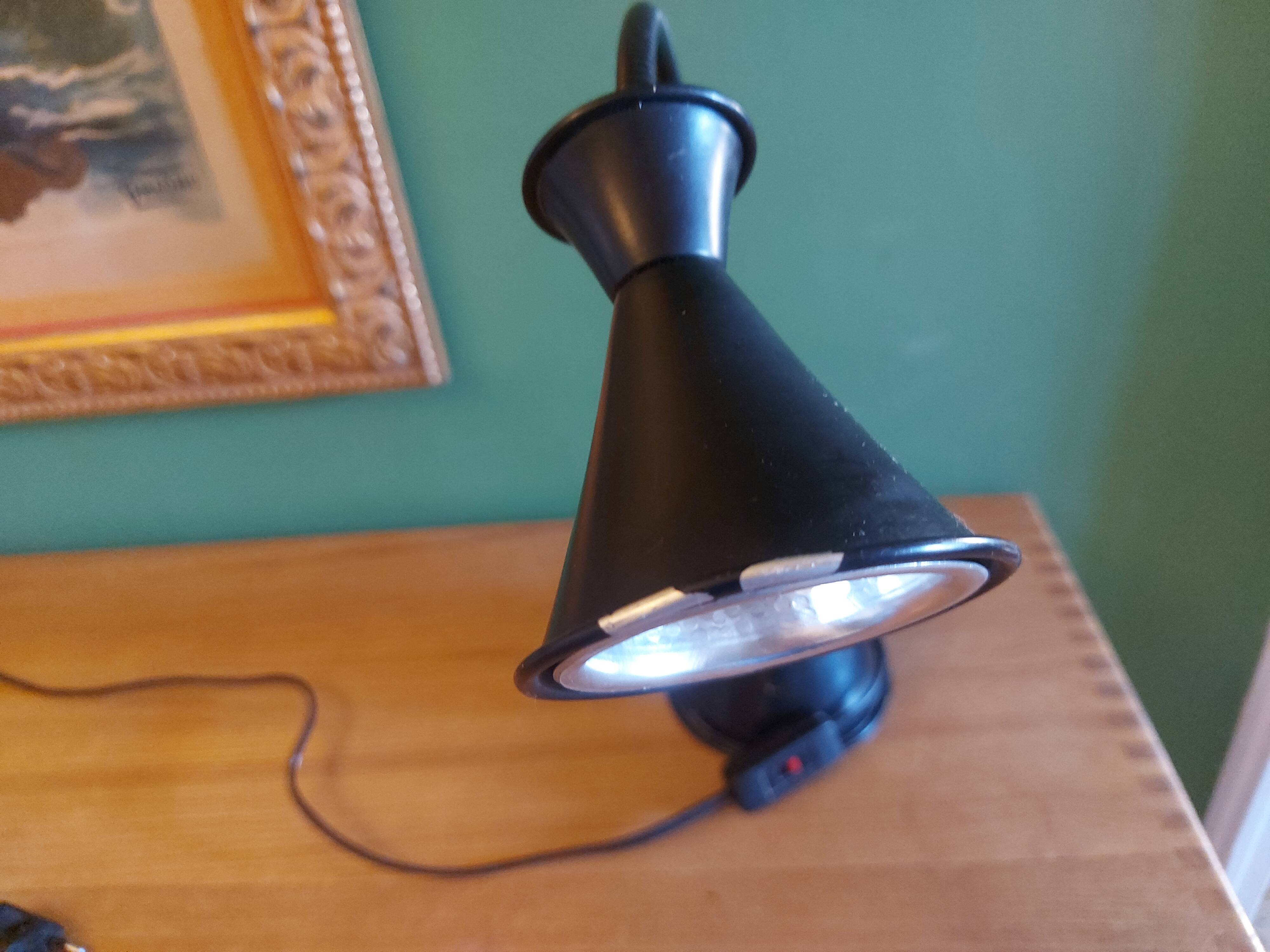 Vintage 80'S lamp with diabolo lampshade, made in Italy