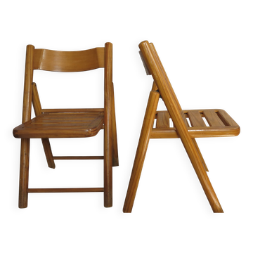 pair of pine folding chairs