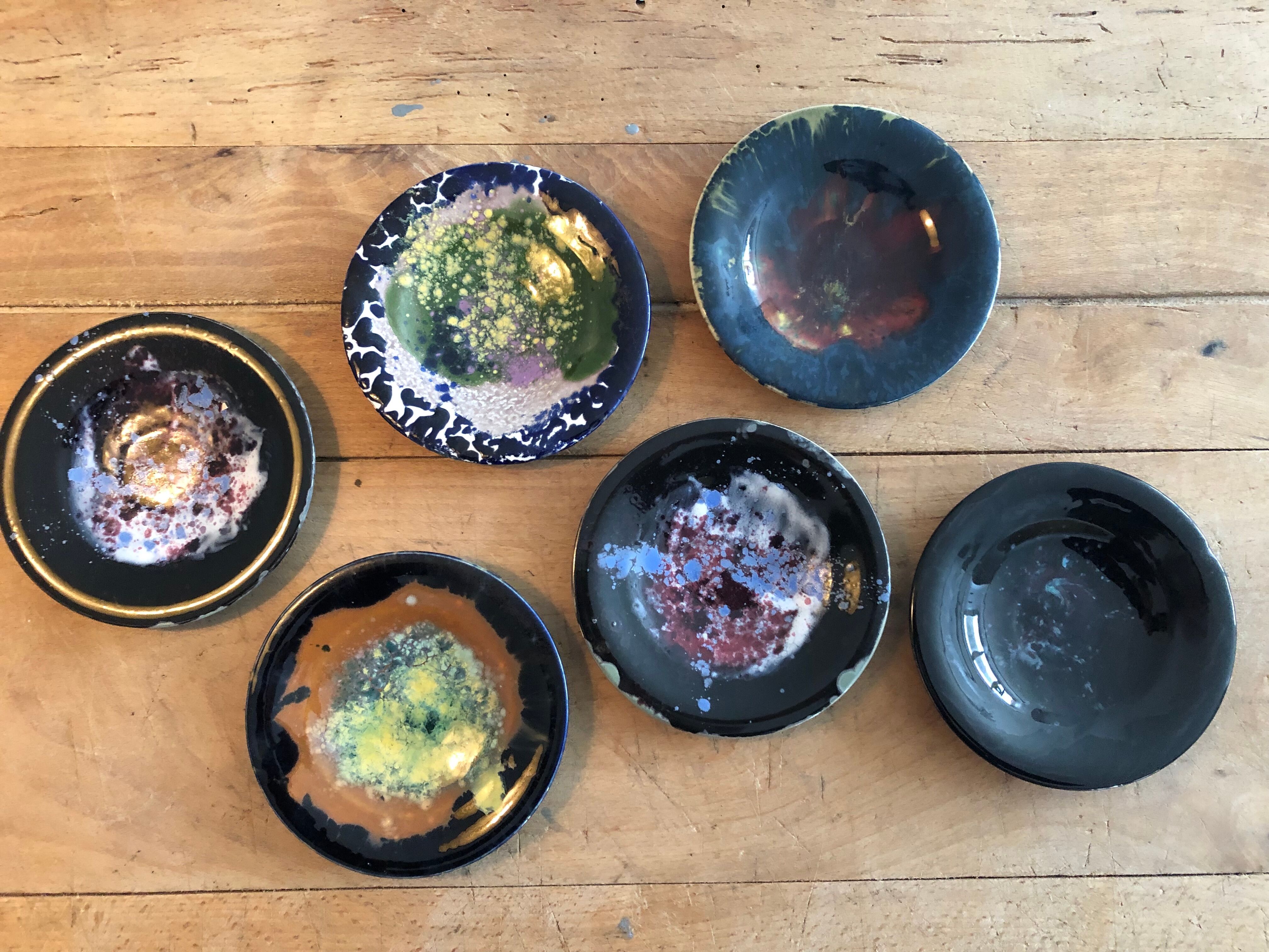 Service 6 vintage ceramic plates