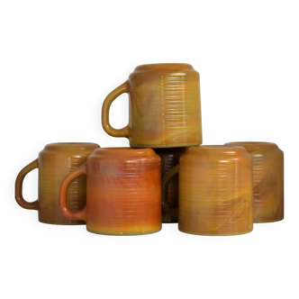 6 Arcopal coffee mugs in very good condition