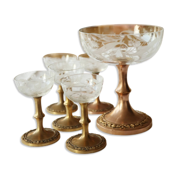 5+1 coupes en cristal gravé et bronze doré- Style Louis XVI, XIXe