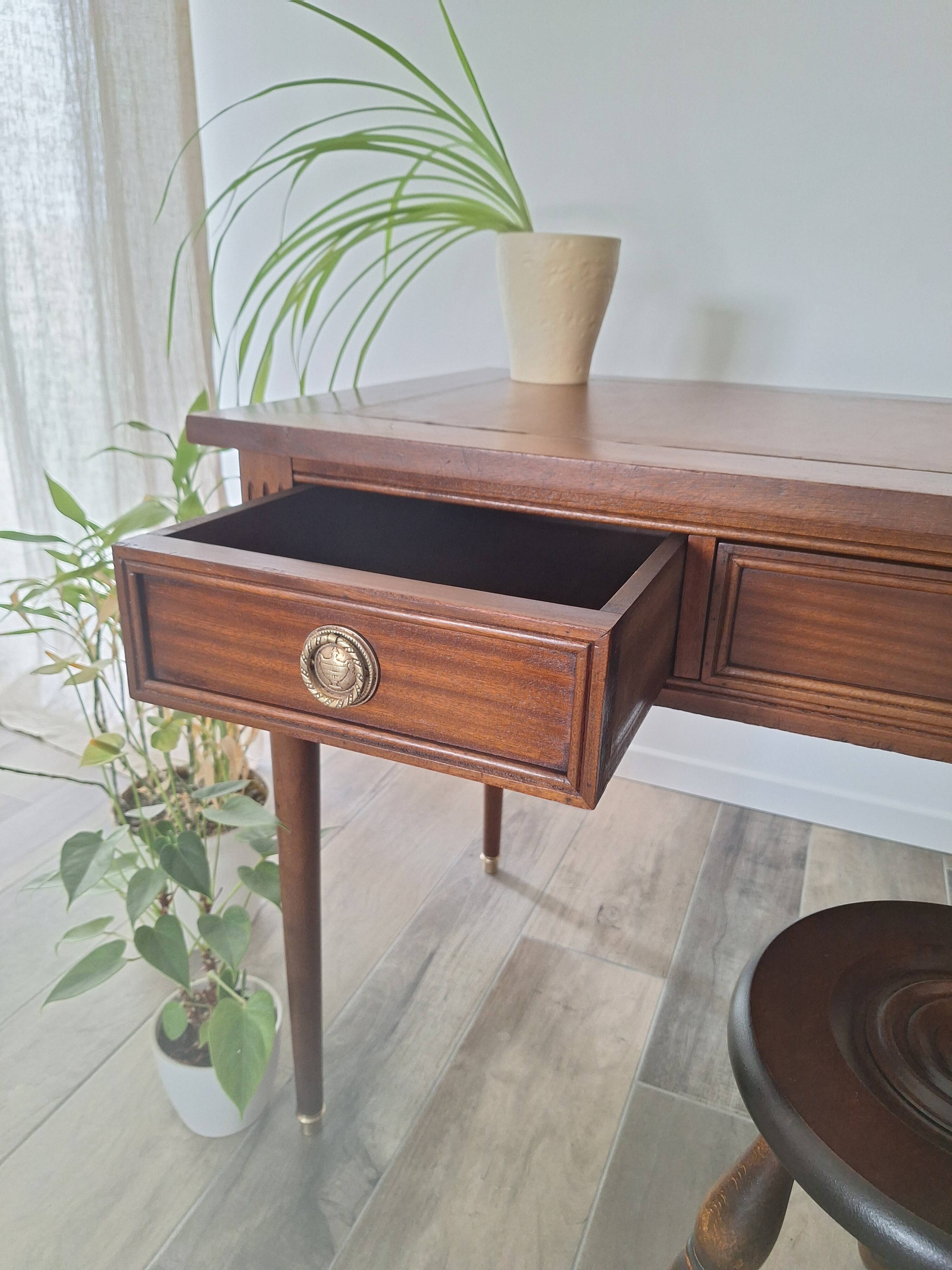 Louis XIV style desk