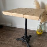 Table bistrot pied central en fonte style industriel