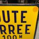 Ancien panneau signalisation Rue Barrée déco loft atelier indus plaque émaillée