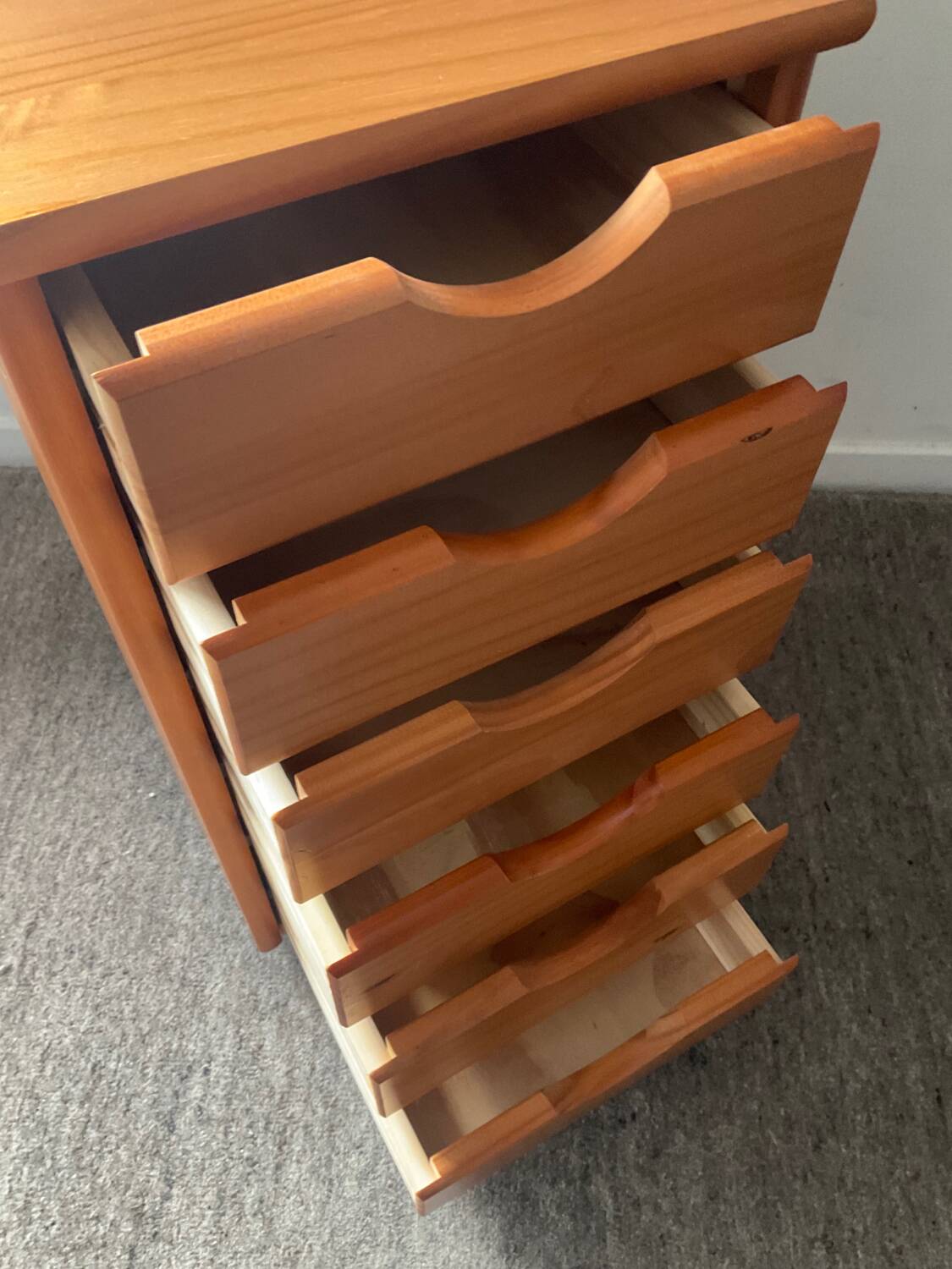 Vintage pine drawer unit