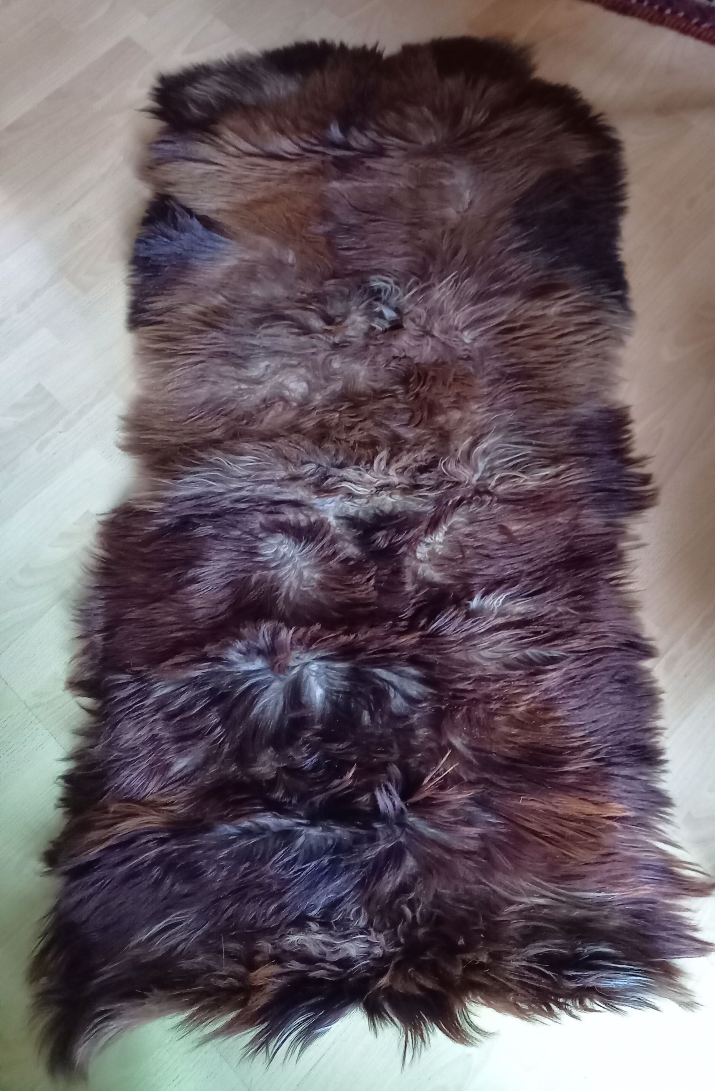 Long-haired goatskin mats