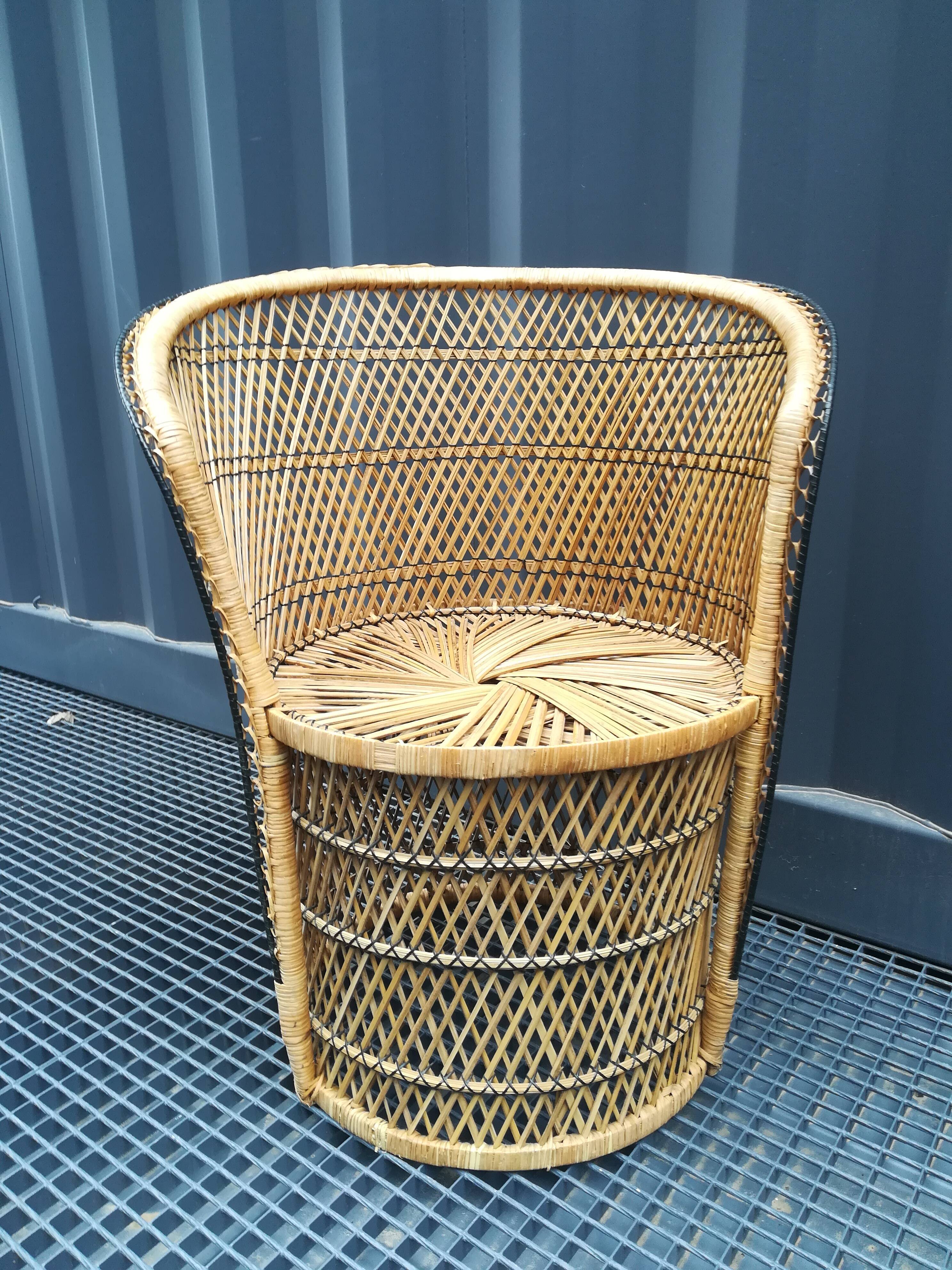 Table diabolo and its mini chair Emmanuelle