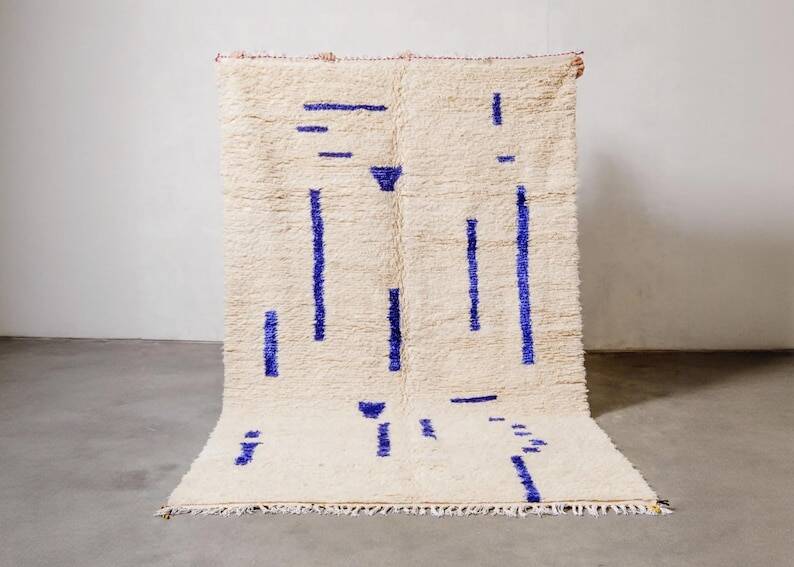 Handmade Moroccan decorated rug 250cm x 150cm