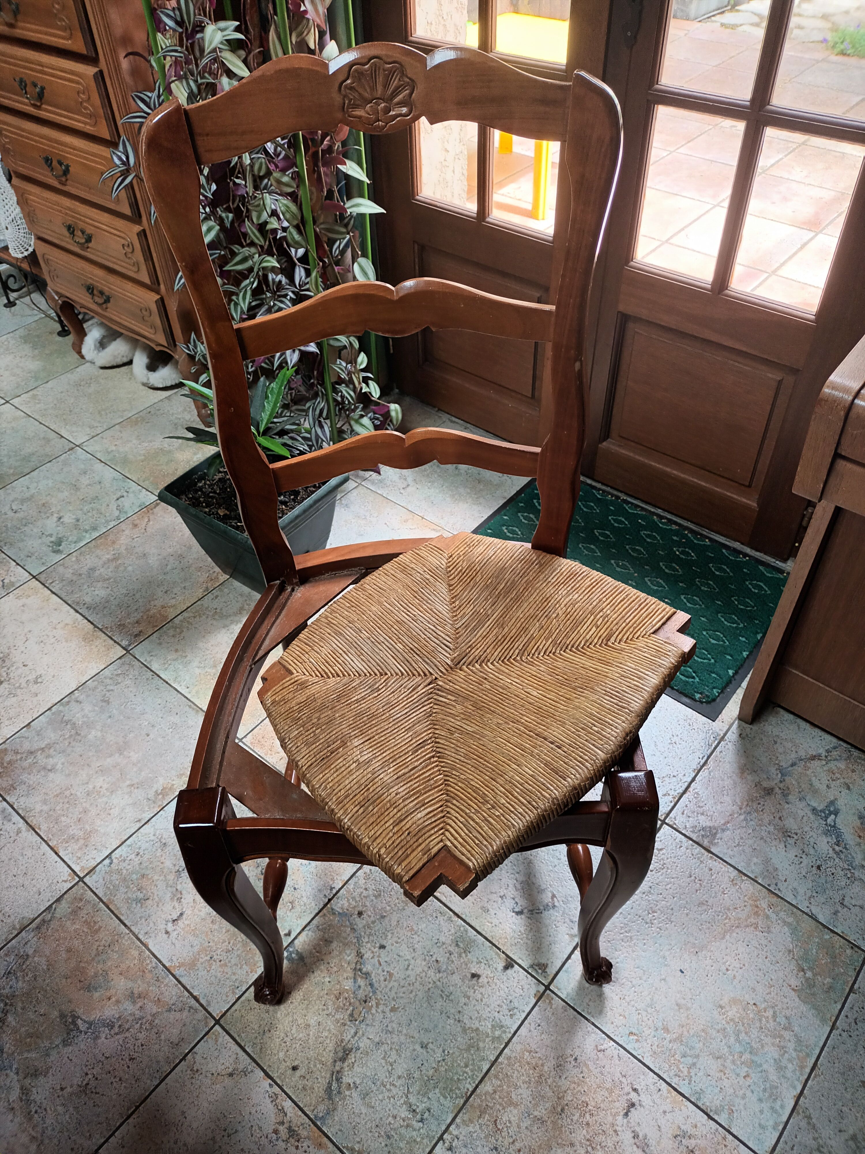 6 cherry wood chairs in Louis XV style