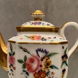 Selfish porcelain teapot Old Paris floral decoration polychrome and gold nineteenth