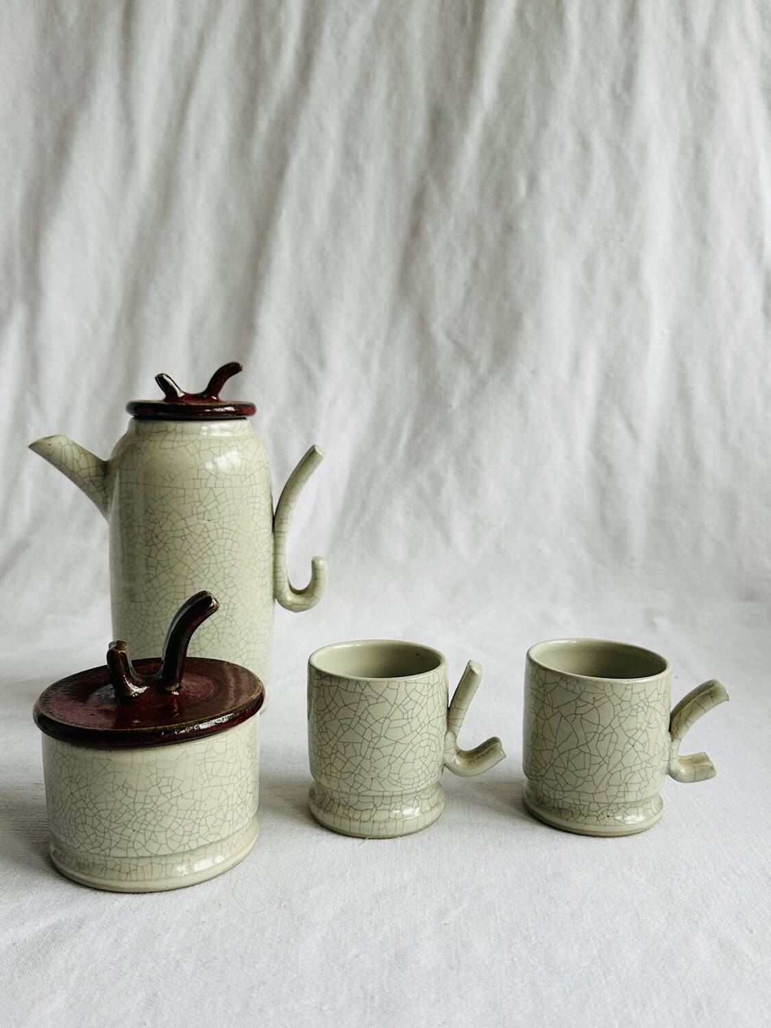 Cracked ceramic, signed.