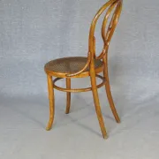 Fischel N°20 bistro chair known as OMEGA circa 1900, not Thonet.
