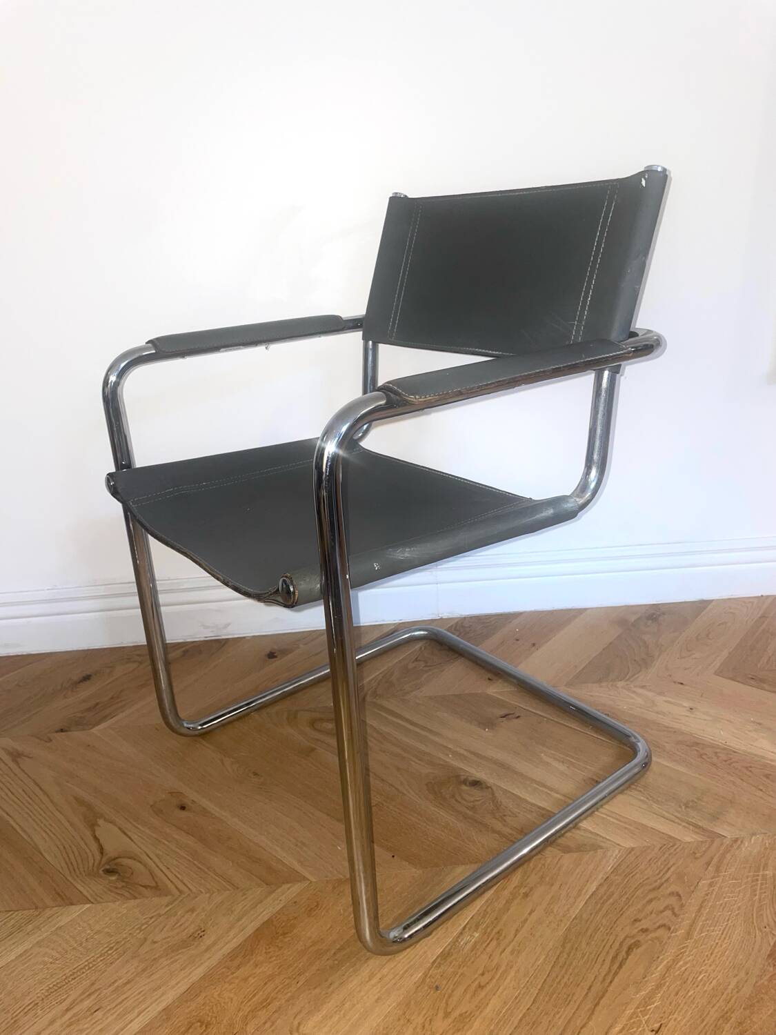 Vintage armchair by Mattéo Grassi, 1970