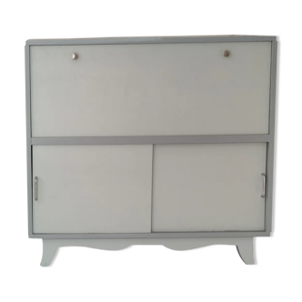 Storage cabinet