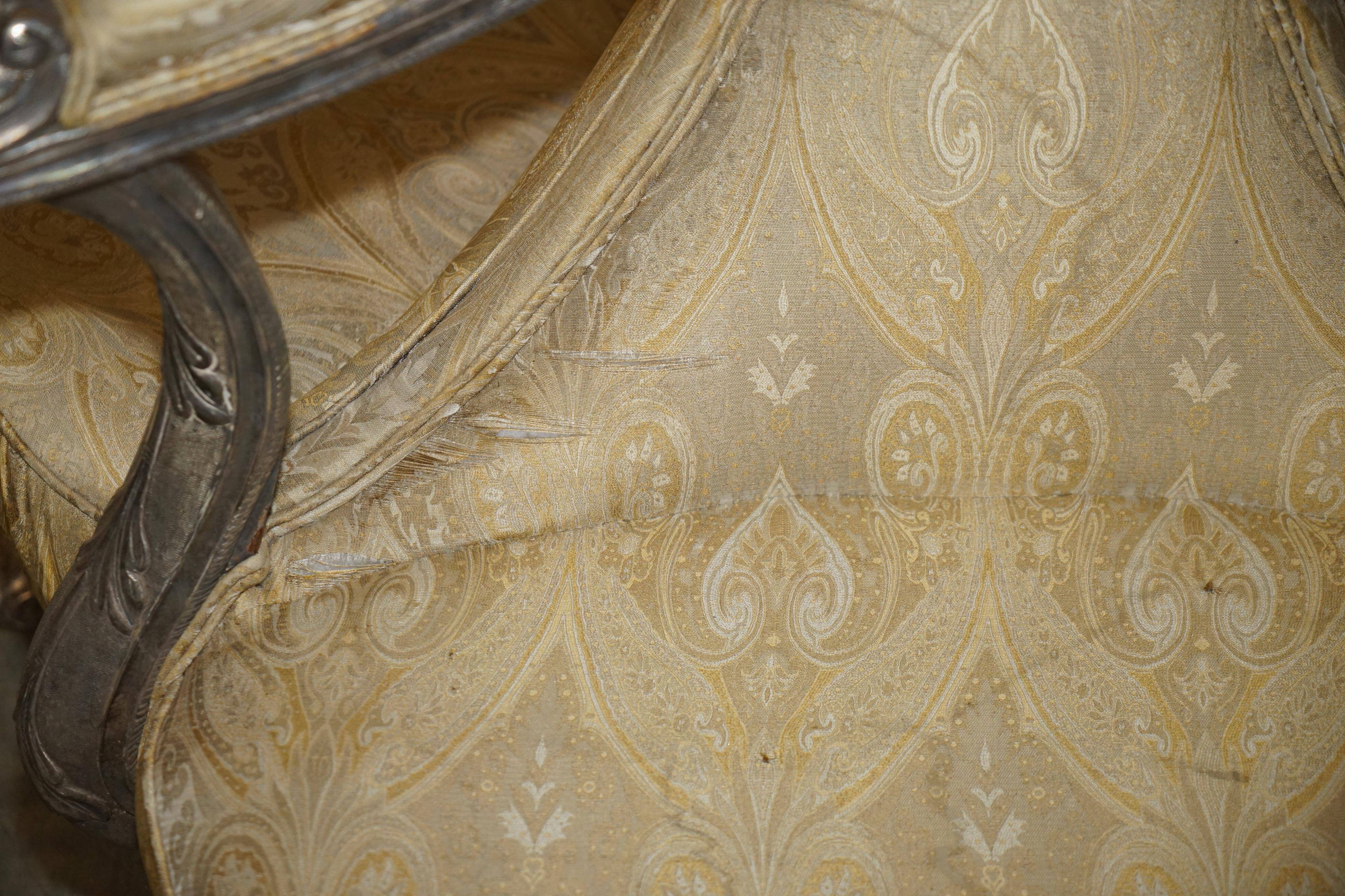 Silver-plated sculpted "Tete a Tete" canapé conversation, antique 19th century.