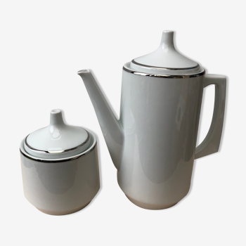 Porcelain coffee maker and sugar bowl