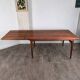 Table à manger en teck avec extension par Johannes Andersen, pour Uldum Møbelfabrik, Danemark, 1960.