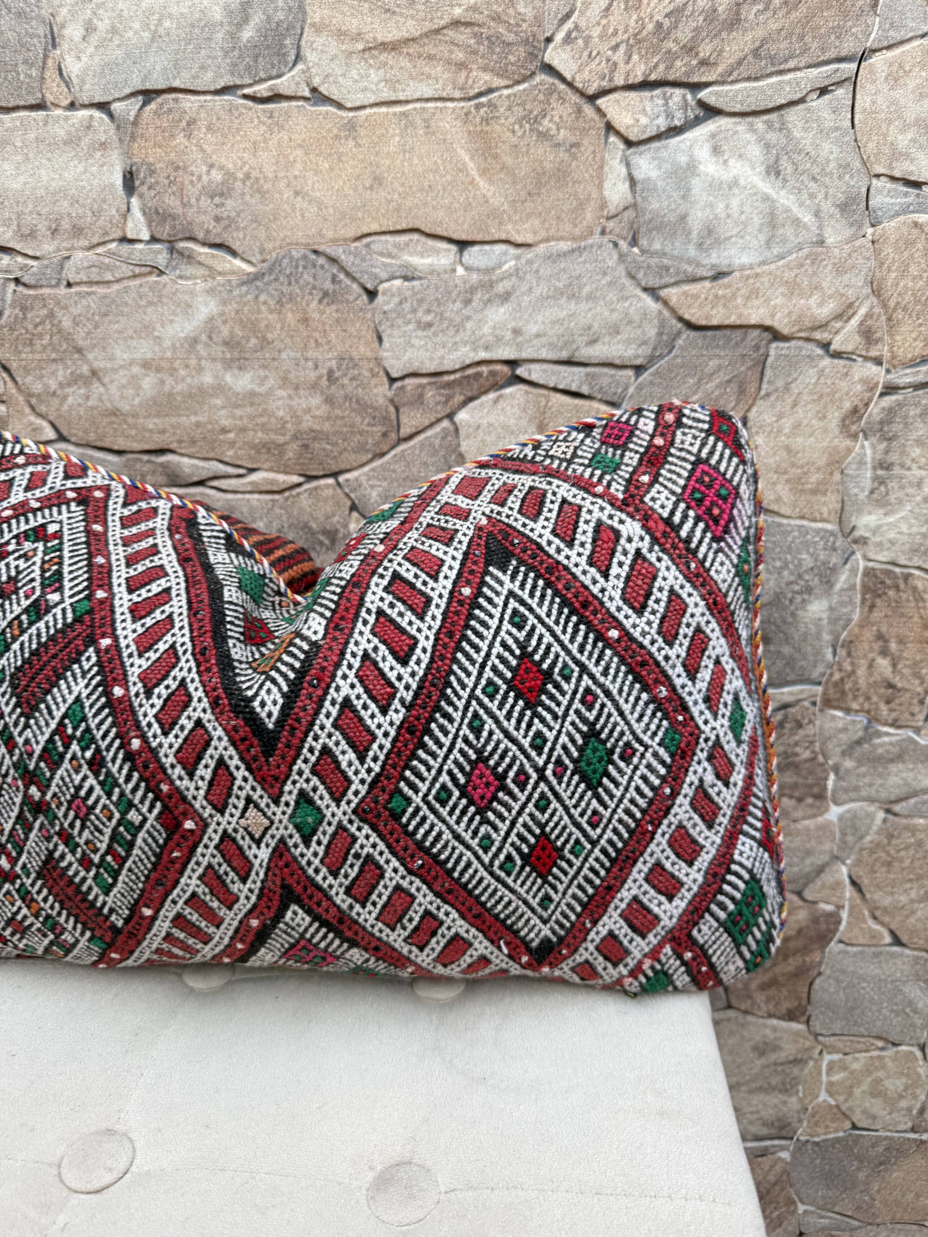 Vintage Moroccan Berber wool cushion cover