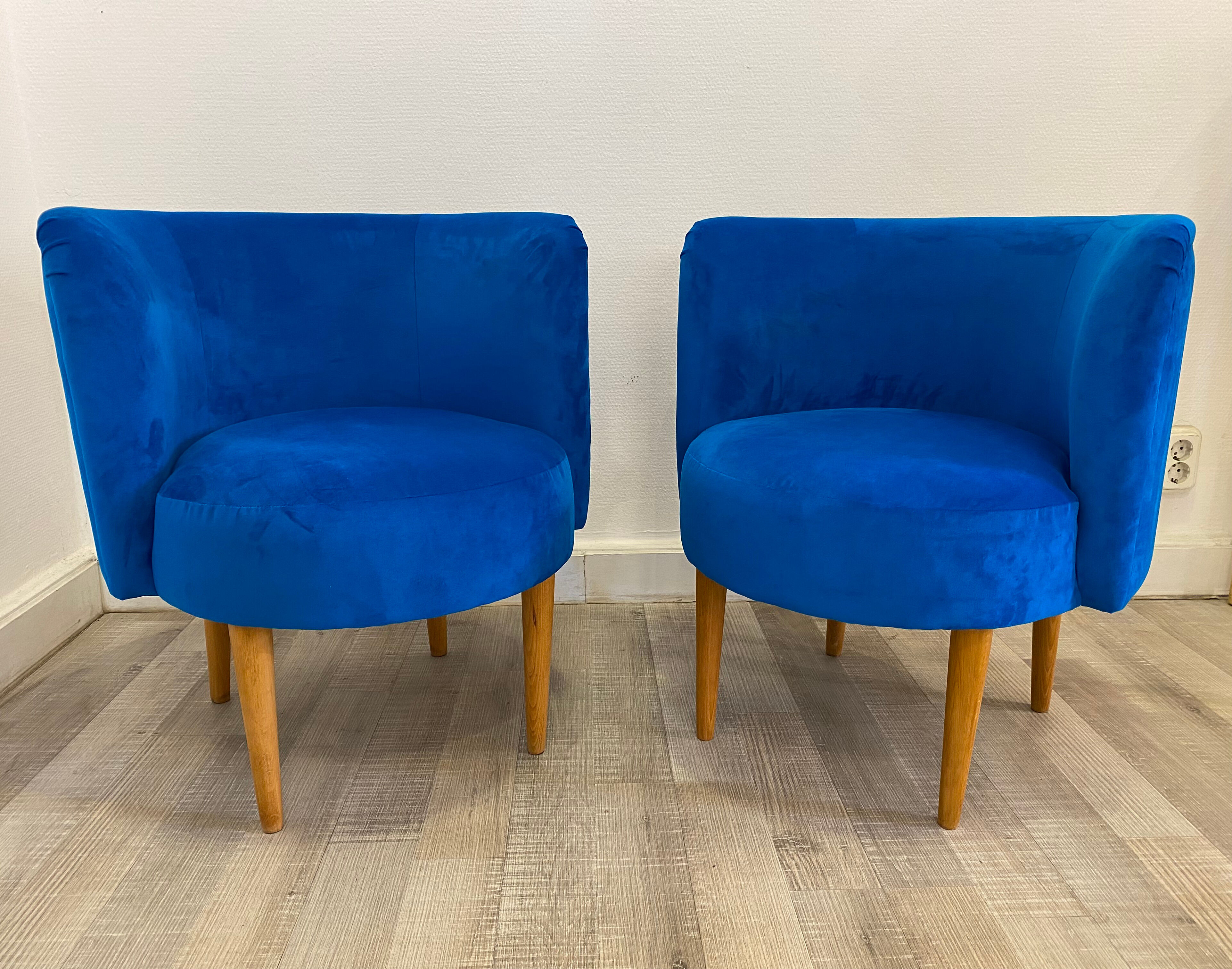 Pair of Retro Armchairs in Blue
