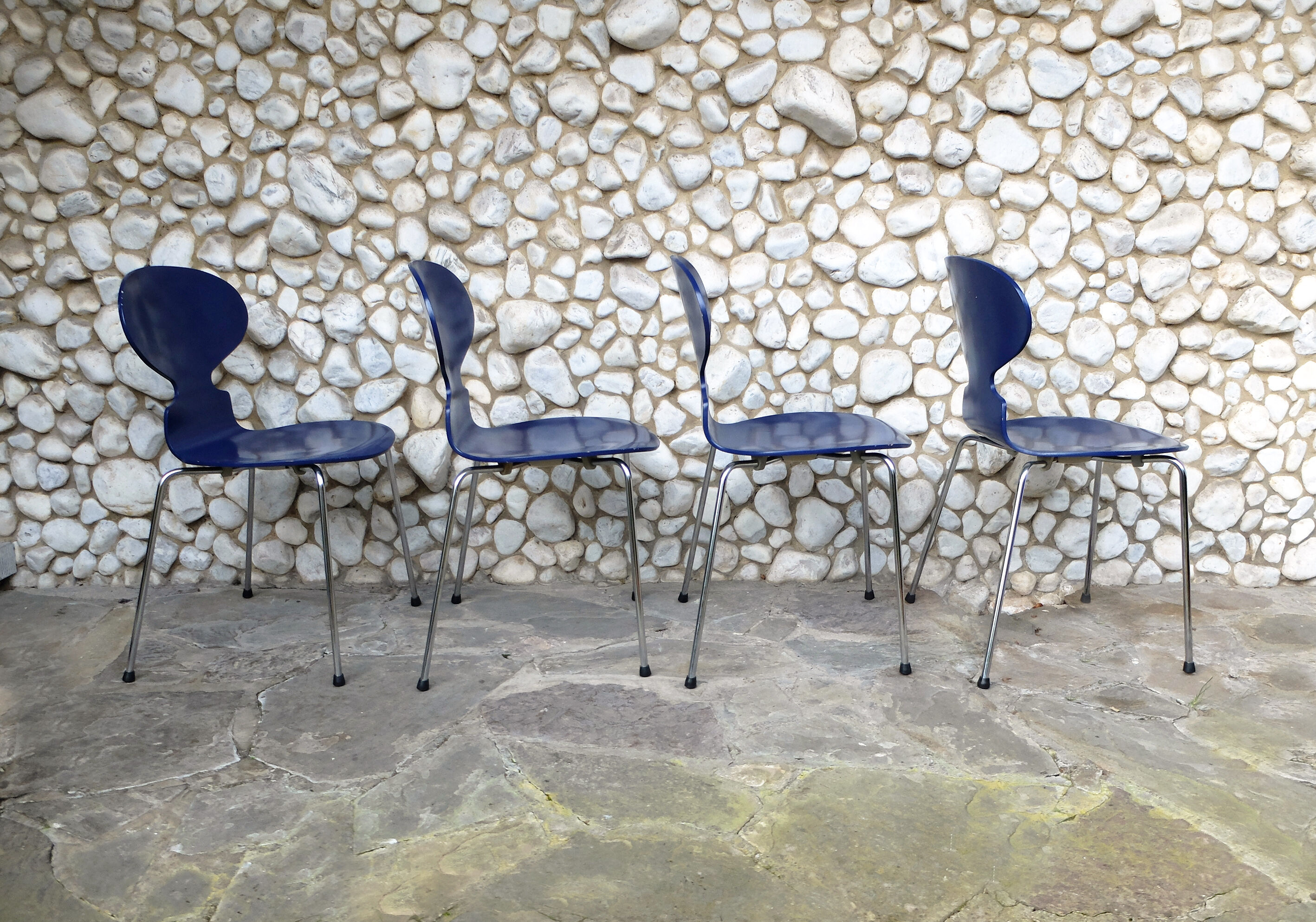 Suite of 4 ant chairs 3101 series 7 Arne Jacobsen for Fritz Hansen Ant chair