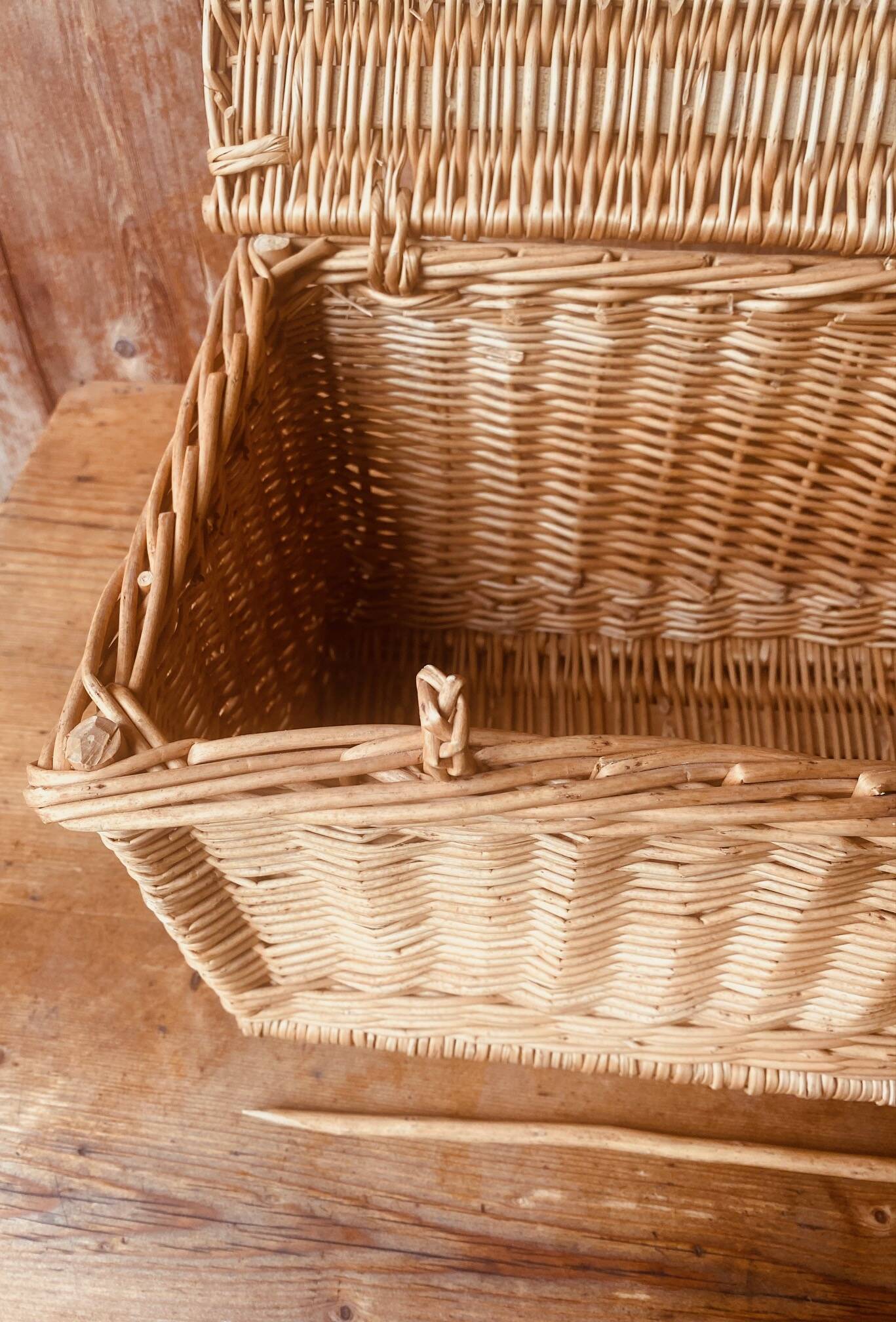 Vintage woven rattan briefcase