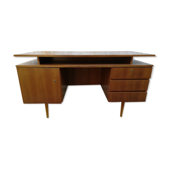 Scandinavian desk