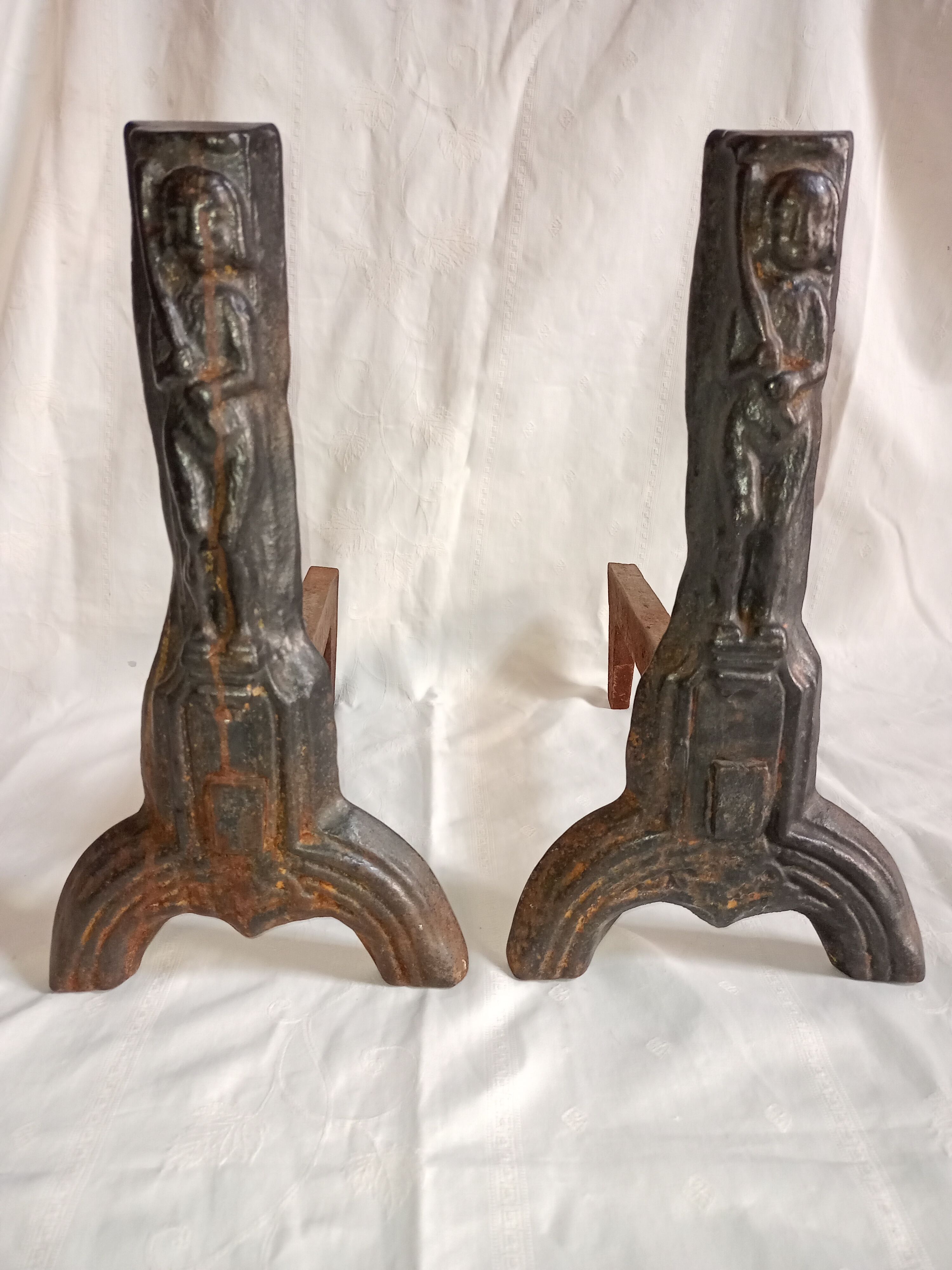 Chenet high period style