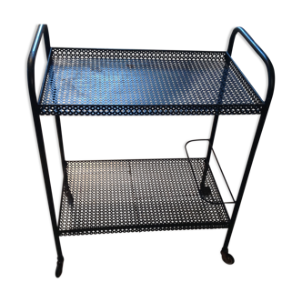 Perforated serving table